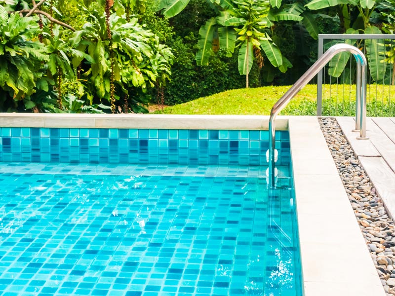 Elementos de una piscina para su mantenimiento